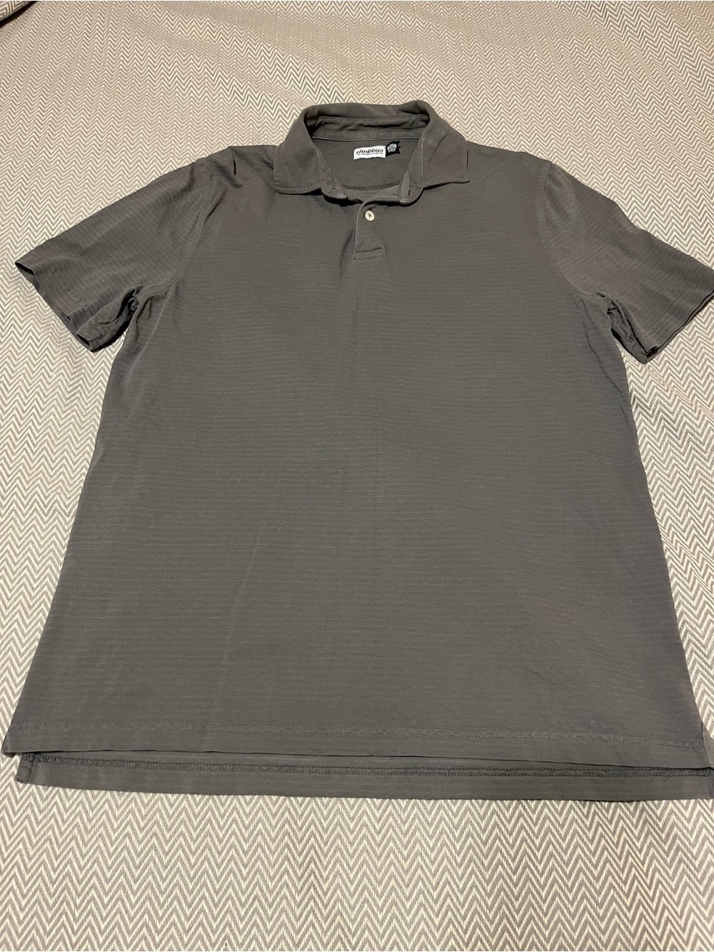 Chubbies Men's Weathered Charcoal Gray Textured Polo Shirt. Size Medium.